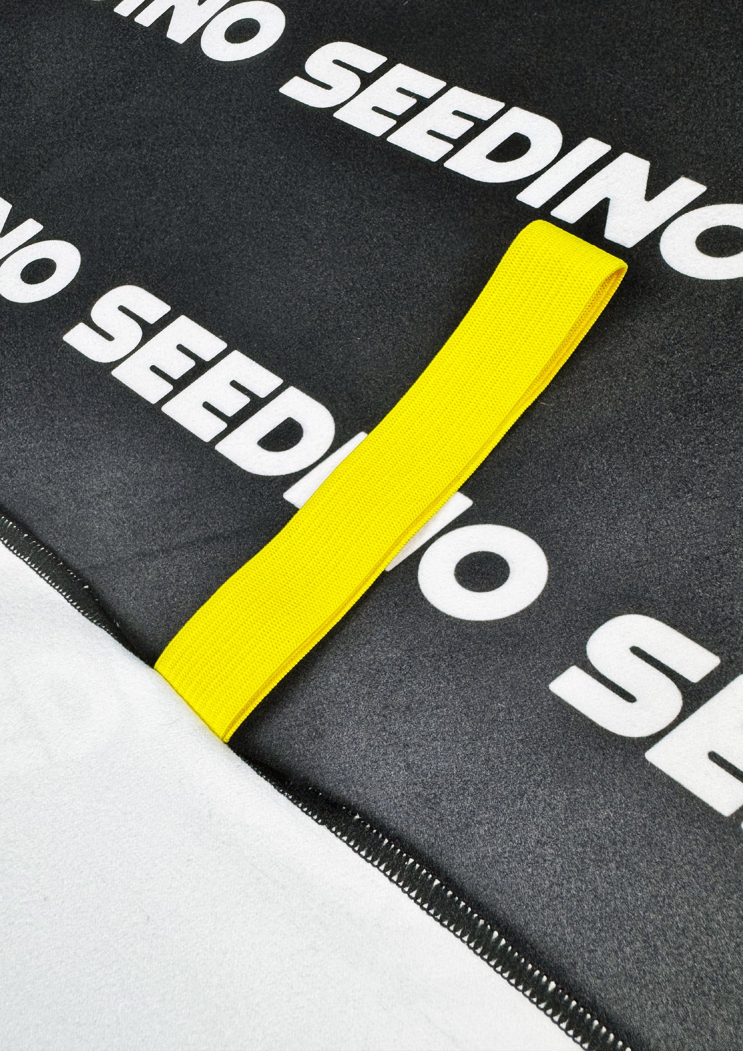 SEEDINO LOGO Classic Black & White Towel
